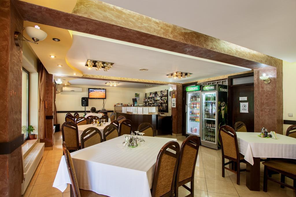Pensiunea Alfrid Călimăneşti Extérieur photo